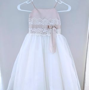 David's Bridal Flower Girl Dress Ivory/Champagne